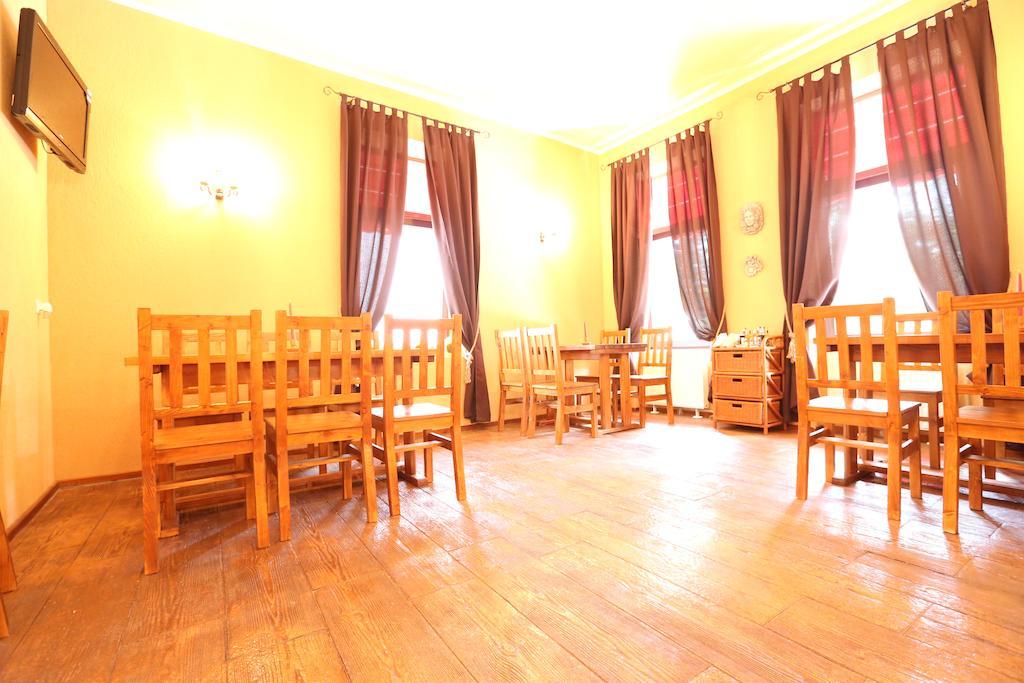 La Storia Guest House Piteşti Esterno foto